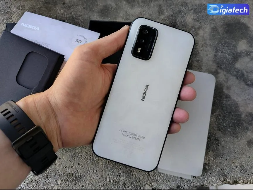 دوربین گوشی نوکیا XR21 دوربین گوشی نوکیا XR21