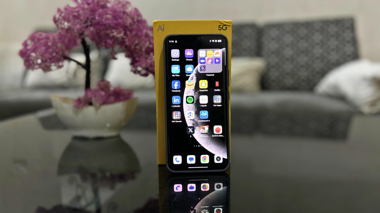 نمایشگر گوشی Realme 13 Pro