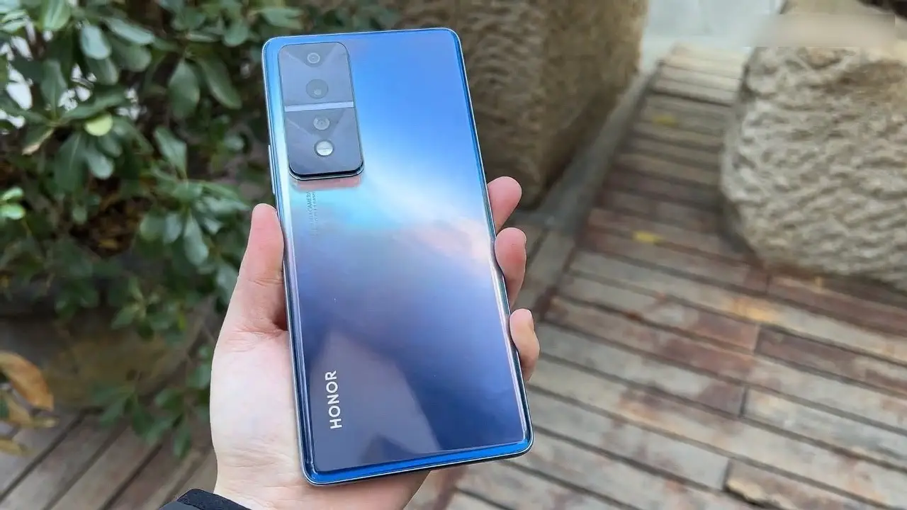 طراحی گوشی Honor 80 GT‌