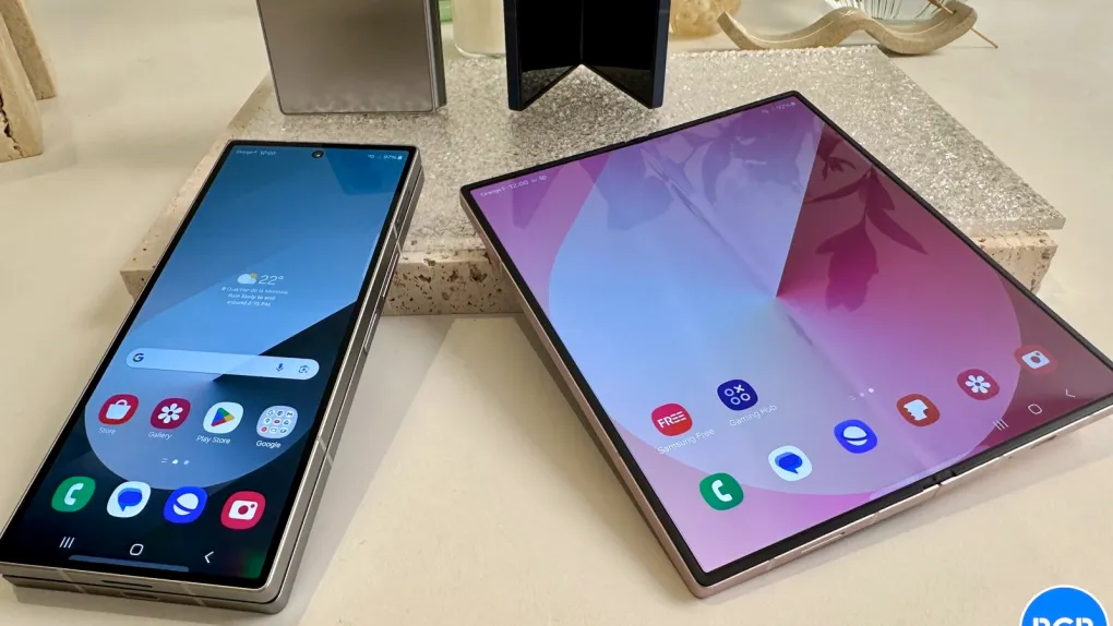 نمایشگر و دوربین گوشی Samsung Galaxy Z Fold Special