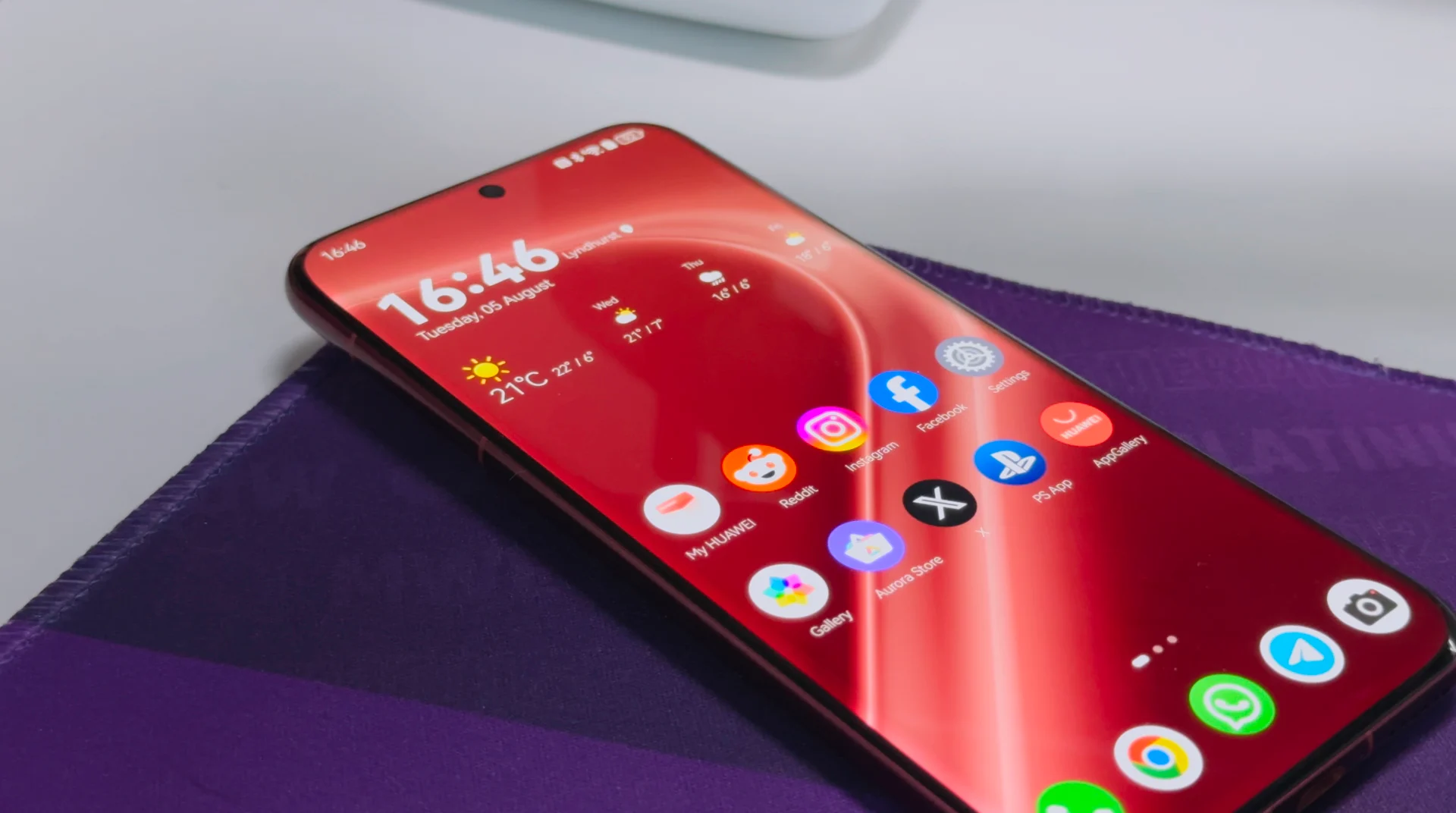 صفحه نمایش گوشی هواوی پیورا 80 پرو صفحه نمایش گوشی هواوی پیورا 80 پرو