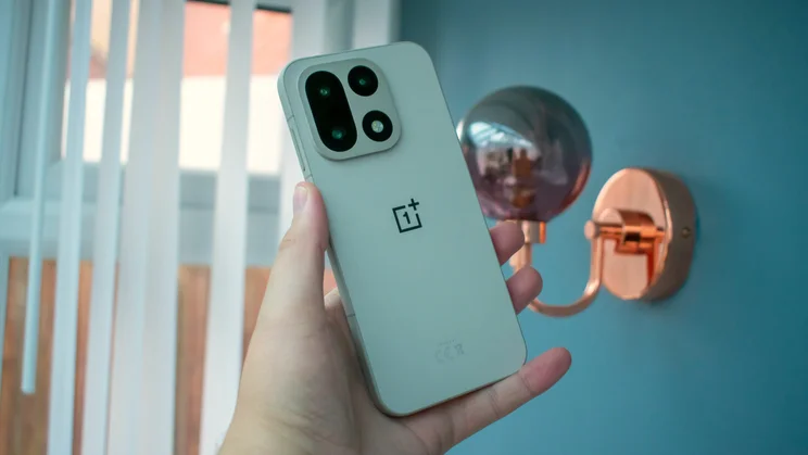 مزایای OnePlus 15