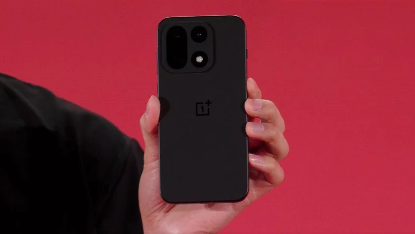معایب OnePlus 15 معایب OnePlus 15