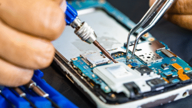 تعمیرکاران موبایل و قطعات الکترونیک