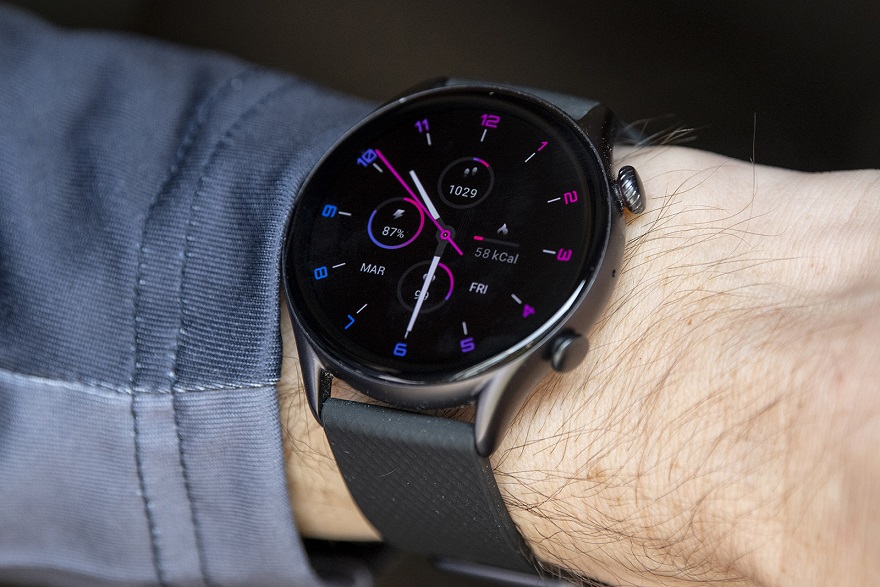 عمر باتری و شارژدهی ساعت هوشمند امیزفیت جی تی آر 3 پرو