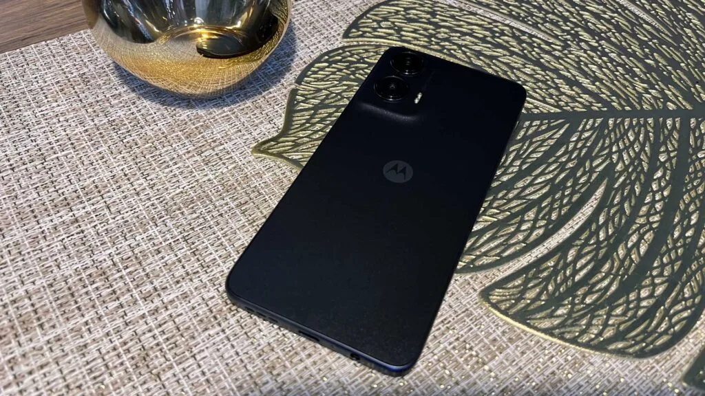 سخت افزار و عملکرد گوشی Motorola Moto G35 سخت افزار و عملکرد گوشی Motorola Moto G35