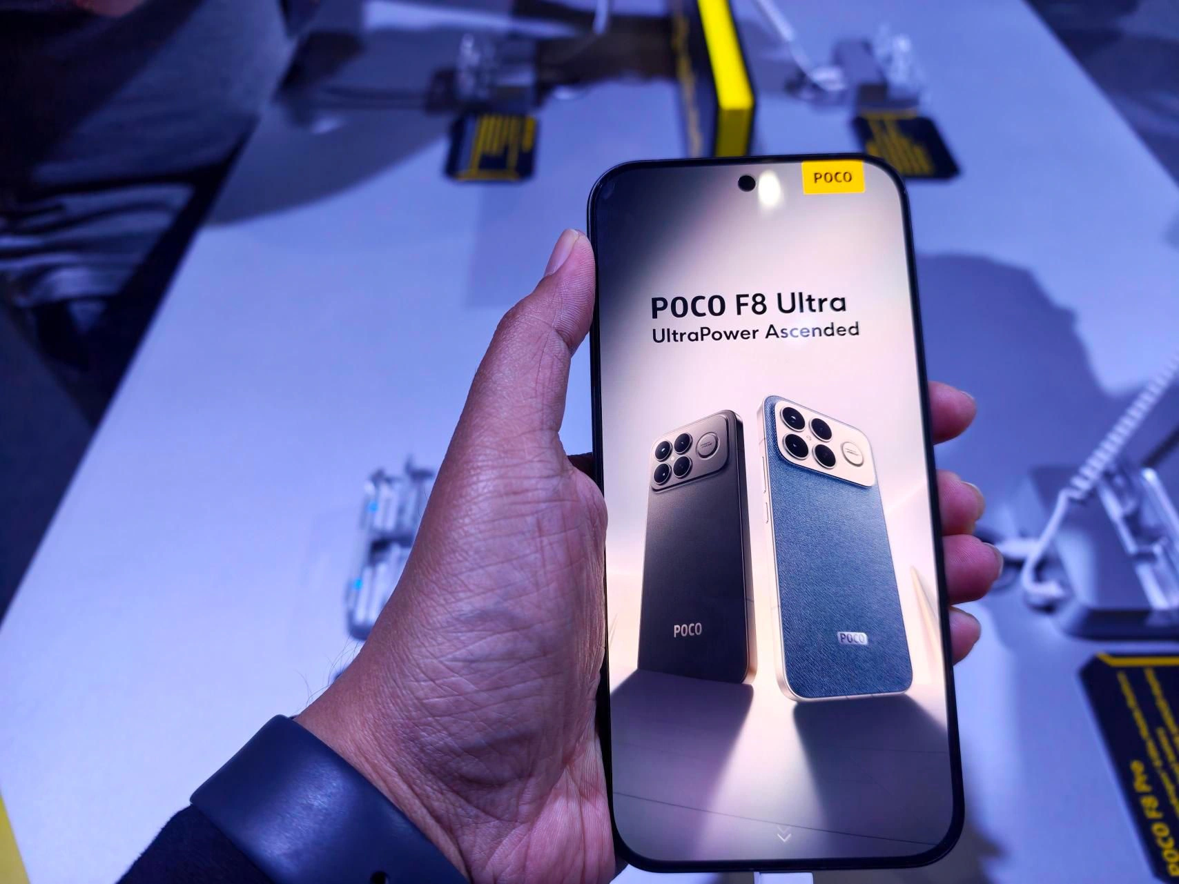 صفحه نمایش گوشی Poco F8 Ultra صفحه نمایش گوشی Poco F8 Ultra
