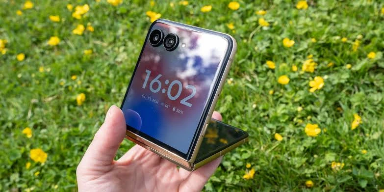 دوربین Motorola Razr 60 Ultra دوربین Motorola Razr 60 Ultra